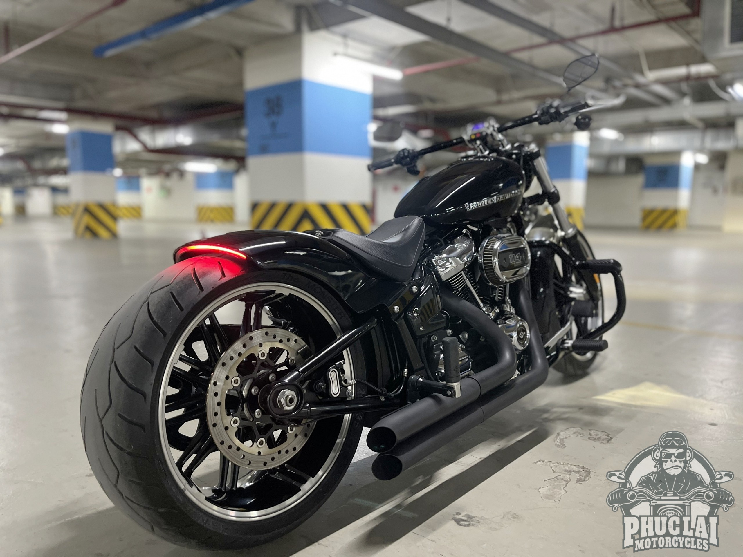 Harley Davidson Breakout 2019